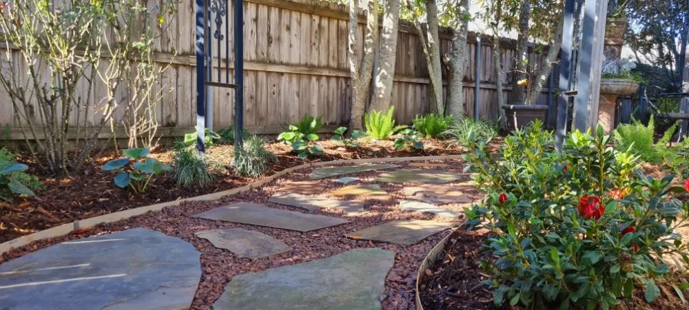 Custom residential landscaping in Lafayette, LA - Earthware Landscape and Design
