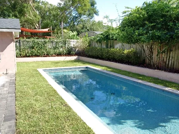 Custom lawn mowing service in Sanford, FL by Earthwise Horticultural Services