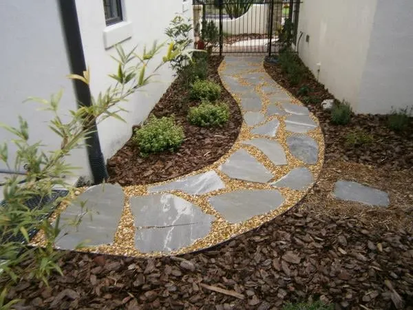 Reliable lawn mowing service experts serving Sanford, FL - Earthwise Horticultural Services