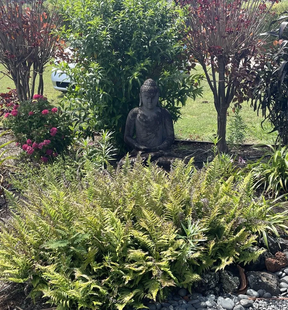 Affordable garden landscaping in Makawao, HI by Earthwise Landscape Contracting & Maintenance