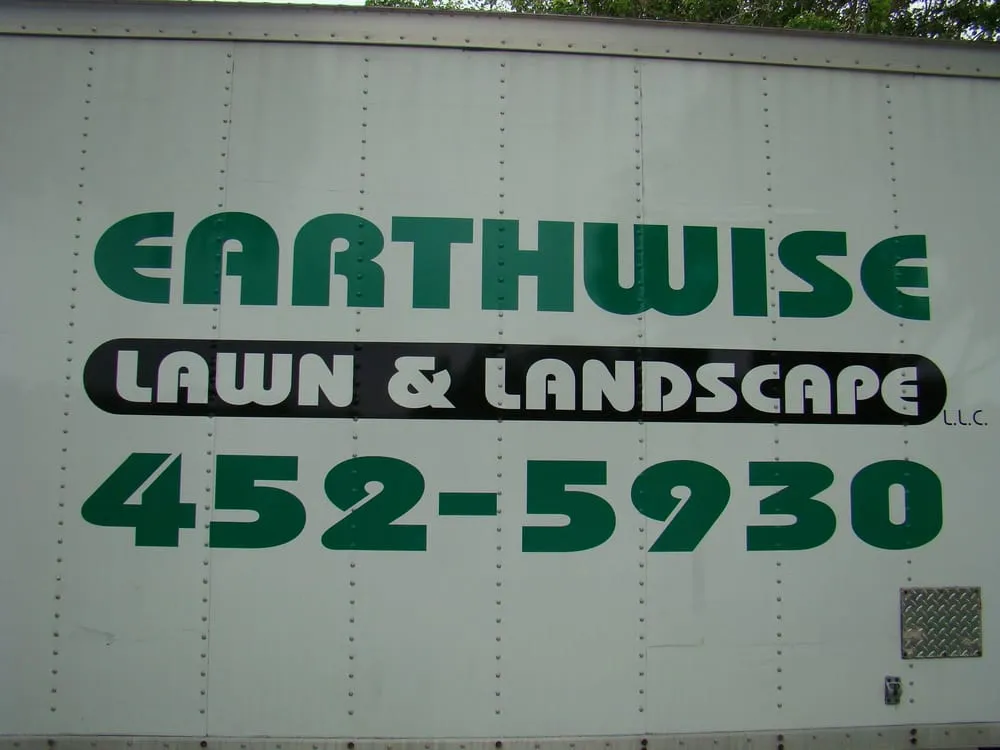 Affordable yard cleanup service for outdoor upgrades across St. Petersburg, FL - Earthwise Lawn and Landscape