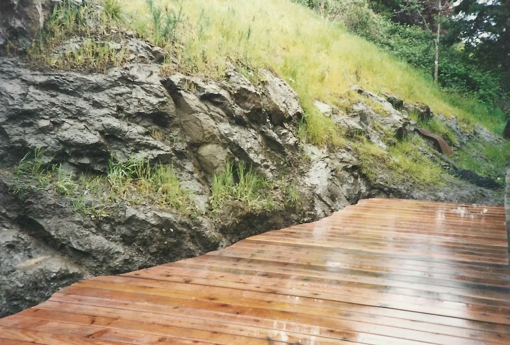 Custom yard maintenance in Eugene, OR - Earthworks Landscape and Design