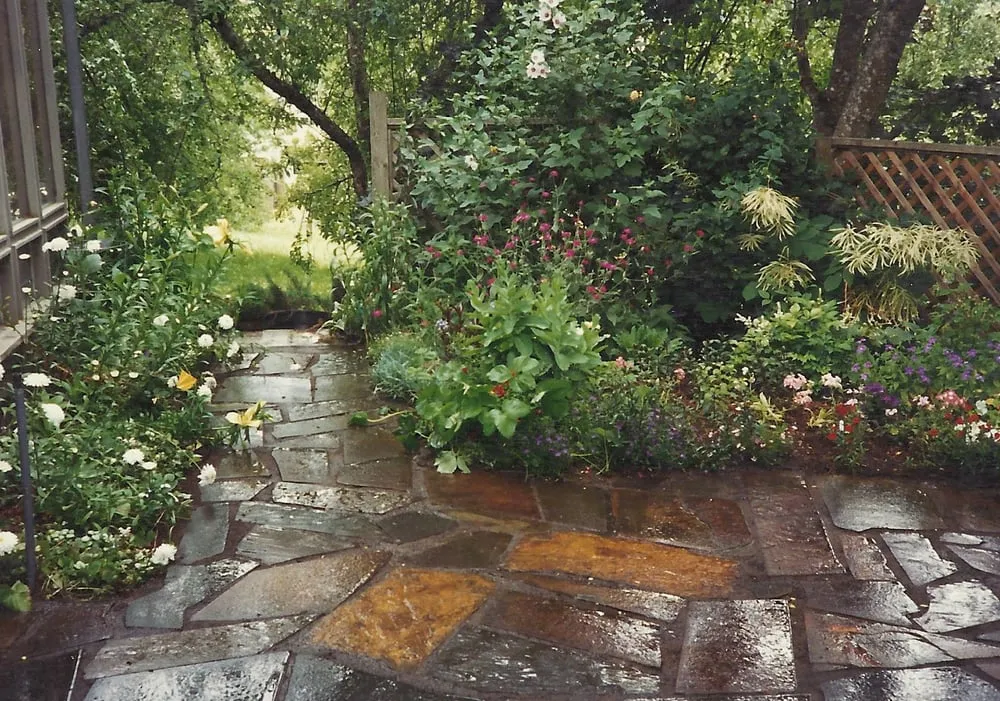 Affordable yard cleanup service in Eugene, OR - Earthworks Landscape and Design