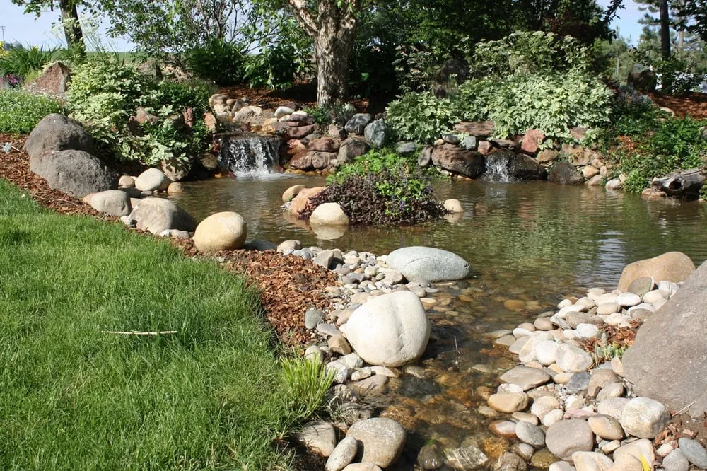 Local landscape design for residential properties in Houston, TX by Earthworks Landscape and Maintenance