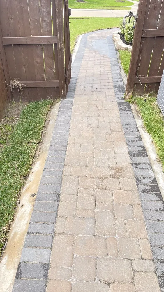 Top-rated garden landscaping in Houston, TX - Earthworks Landscape and Maintenance