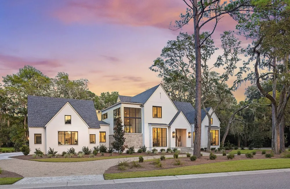 Local landscaping services experts serving Ridgeland, SC - Earthworks Landscape