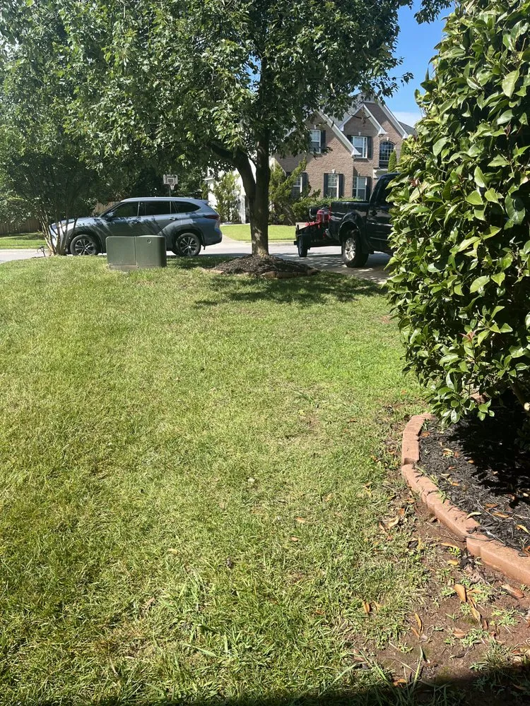Custom lawn care service in Knightdale, NC - Earthworks Landscaping