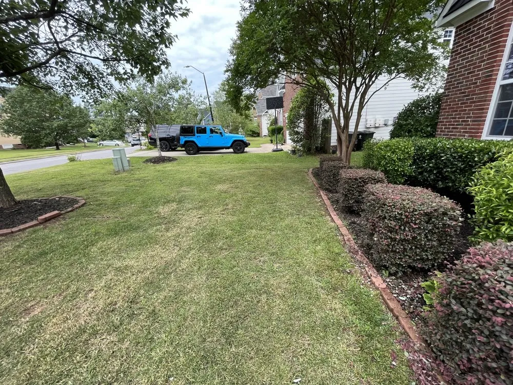 Local yard maintenance in Knightdale, NC - Earthworks Landscaping