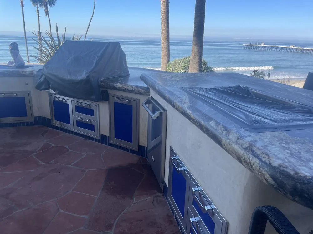 Local lawn mowing service experts serving San Clemente, CA - Earthworks Landscaping