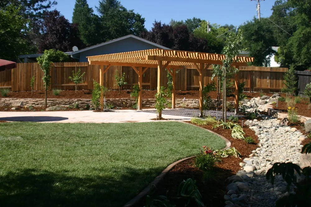 Local residential landscaping in Somerset, CA - Earthworks Landscaping