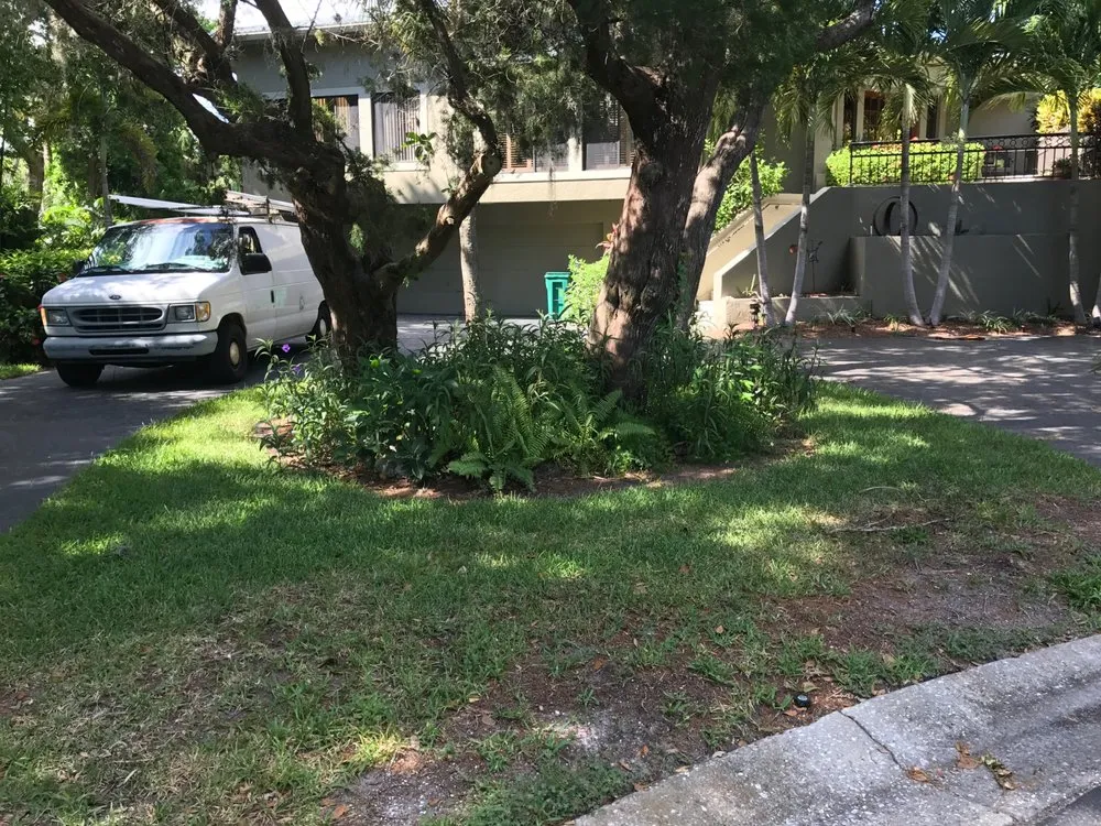 Custom outdoor landscaping in Ruskin, FL - Earthworks Lansdcape Services