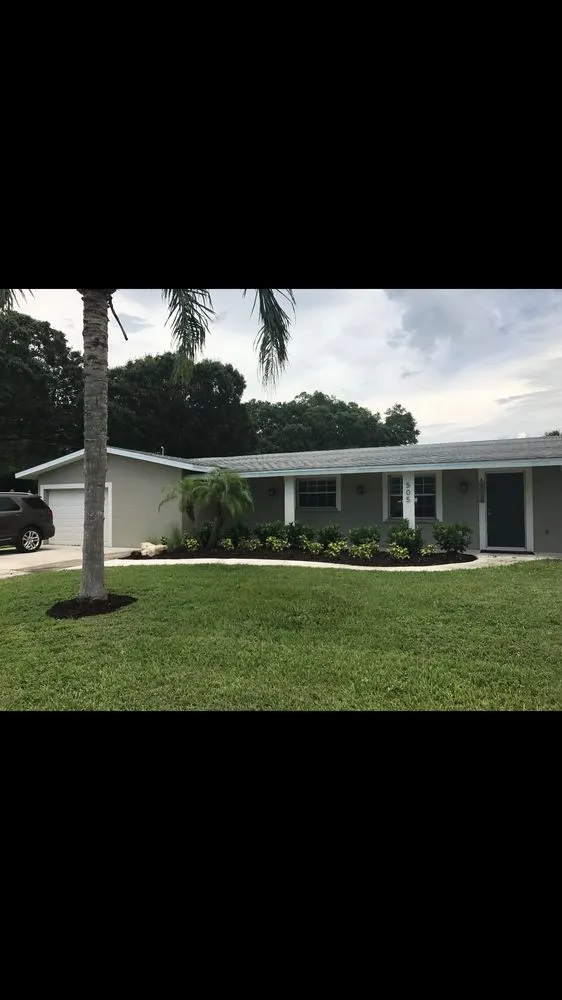 Top-rated landscaping services in Ruskin, FL by Earthworks Lansdcape Services