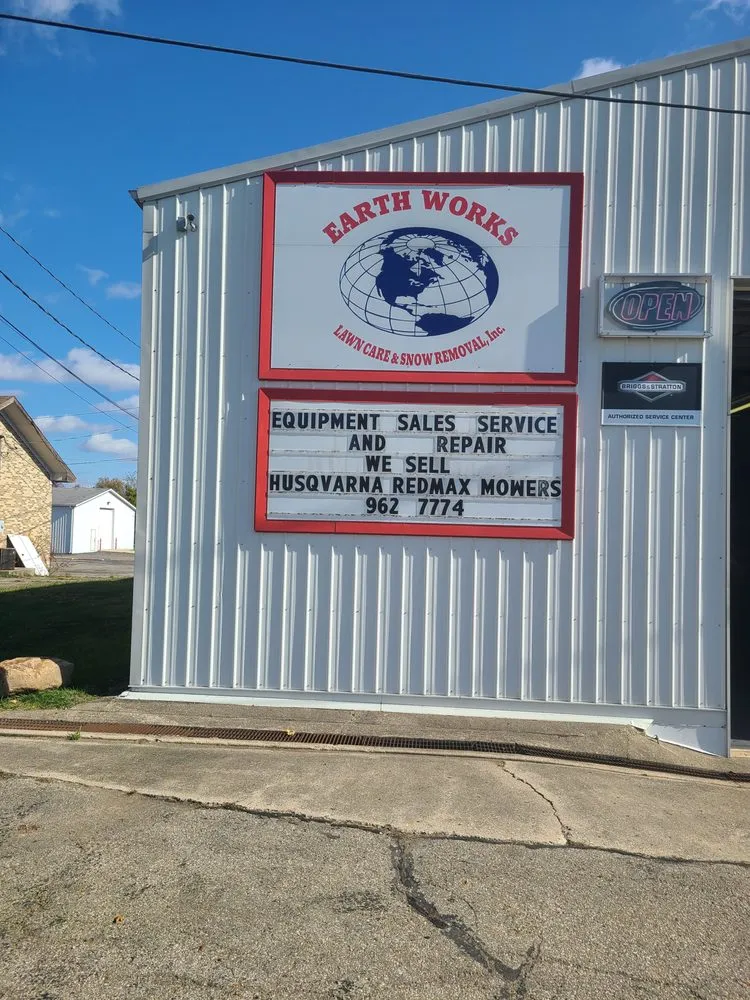 Affordable landscaping services with custom design across Richmond, IN - Earthworks Lawncare & Snow Removal