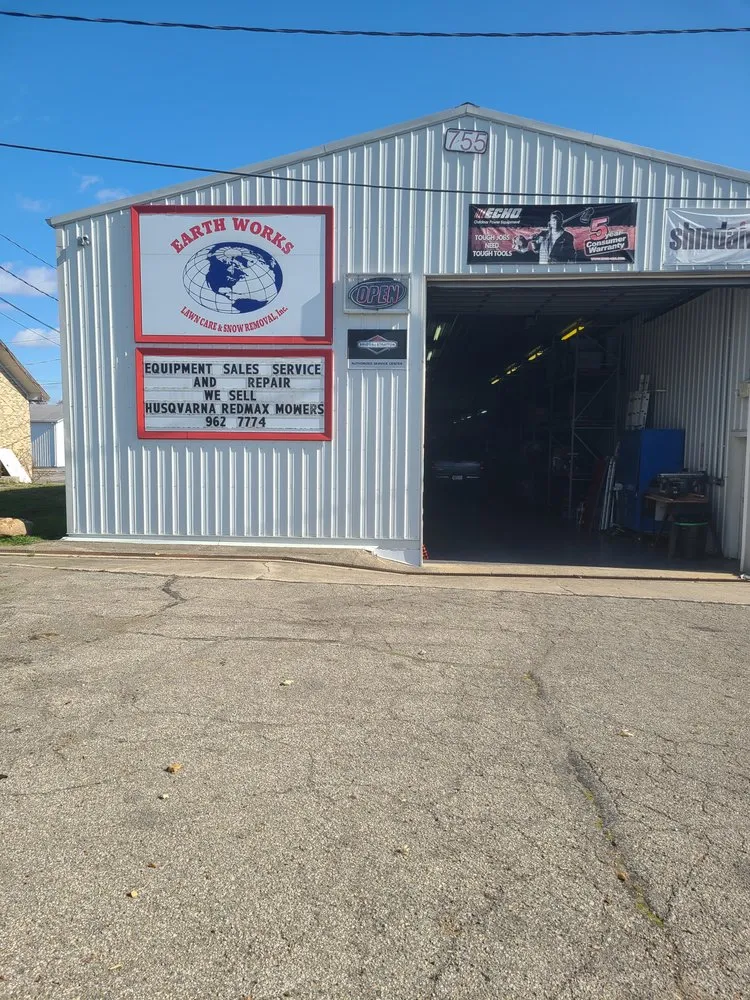 Professional yard maintenance in Richmond, IN - Earthworks Lawncare & Snow Removal