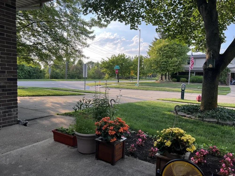 Custom landscape design in Canton, MI by Earthworks Outdoor Care