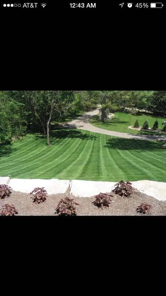 Trusted lawn care service experts serving Canton, MI - Earthworks Outdoor Care