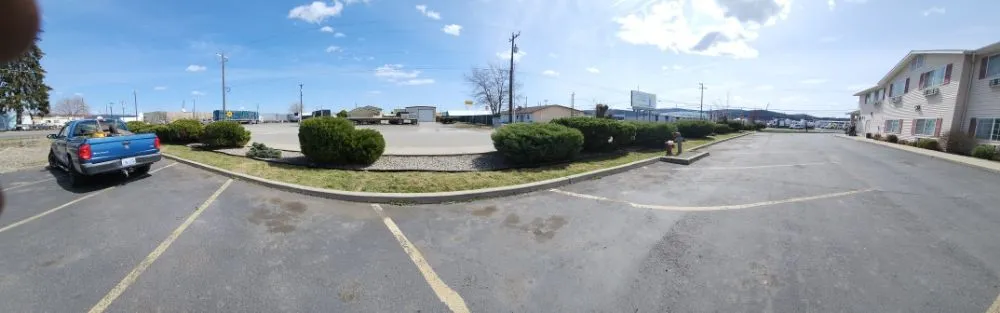 Top-rated yard cleanup service experts serving Spokane, WA - Earthworm Lawn Care