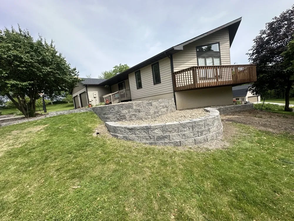 Professional yard cleanup service for outdoor upgrades across Des Moines, IA - Earthworx Unlimited Landscape