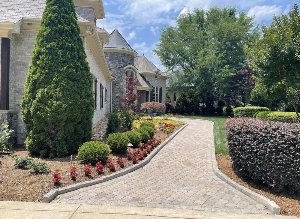 Affordable yard maintenance for beautiful yards in Cary, NC by Easley Does It Lawnscapes