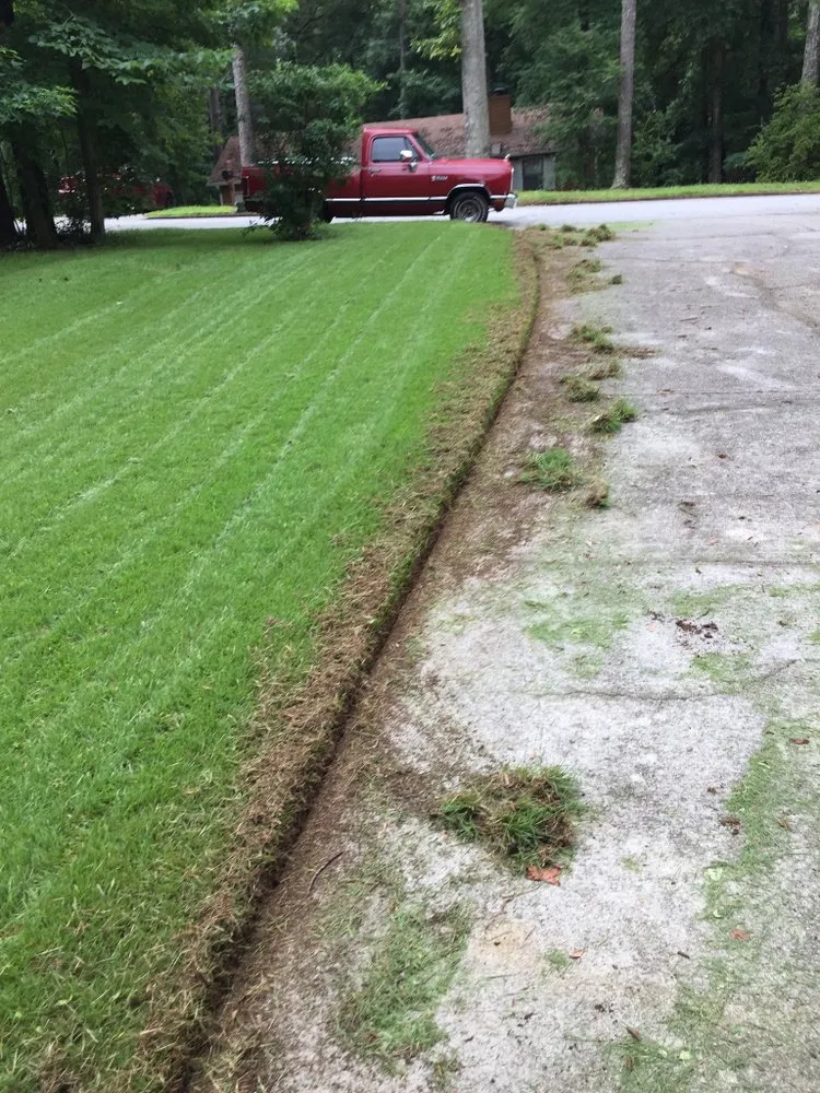 Trusted garden landscaping in Stone Mountain, GA by East Atlanta Lawn Service