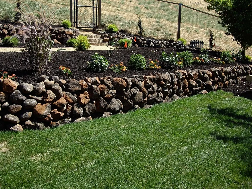 Top-rated yard maintenance in Danville, CA by East Bay Landscape
