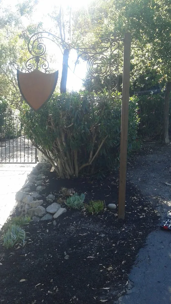 Reliable landscaping services experts serving Martinez, CA - East Bay Lawn Pros