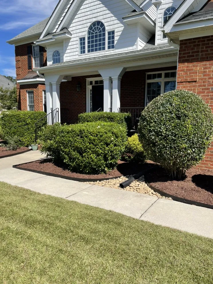 Affordable outdoor landscaping experts serving Winterville, NC - East Coast Cutz & Construction