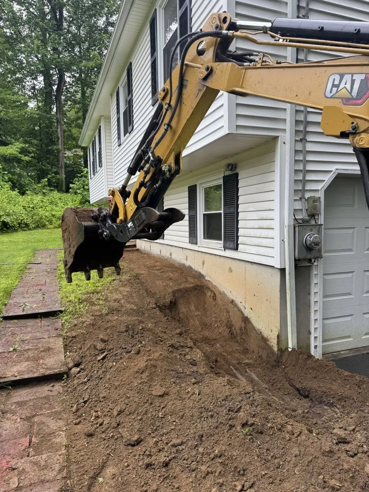 Top-rated landscaping services experts serving New Milford, CT - East Coast Services