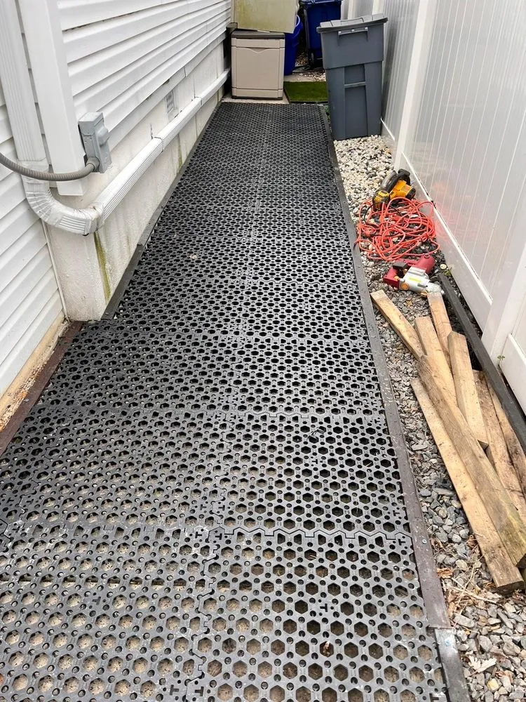 Top-rated yard cleanup service with custom design across Ventnor City, NJ - East Coast Synthetic Turf Resources