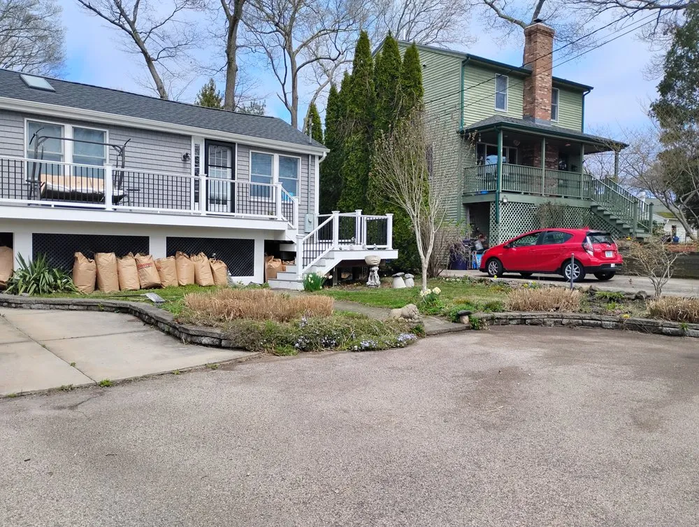 Custom yard maintenance in East Greenwich, RI by East Greenwich Services