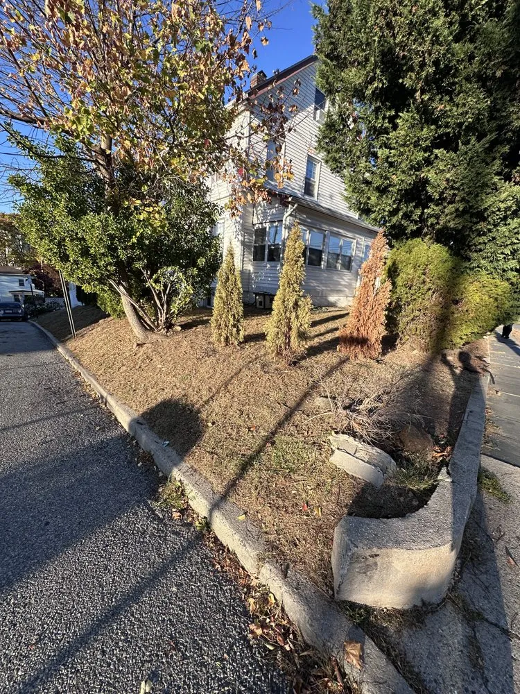 Trusted garden landscaping for beautiful yards in New York, NY by East Landscaping