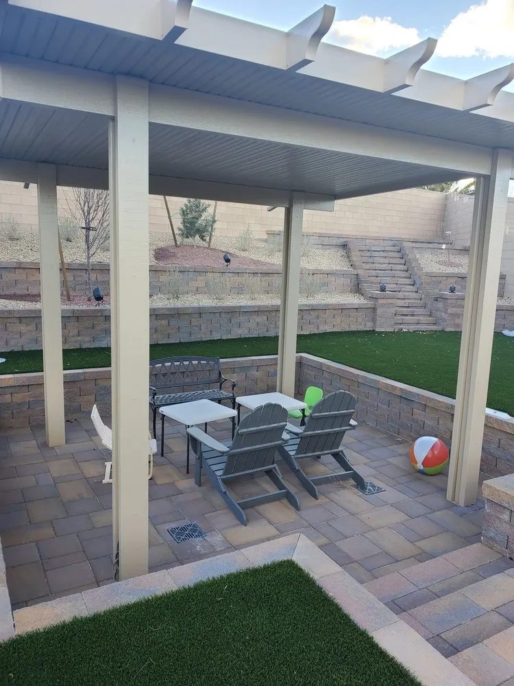 Custom lawn care service experts serving Las Vegas, NV - East Ridge Landscaping