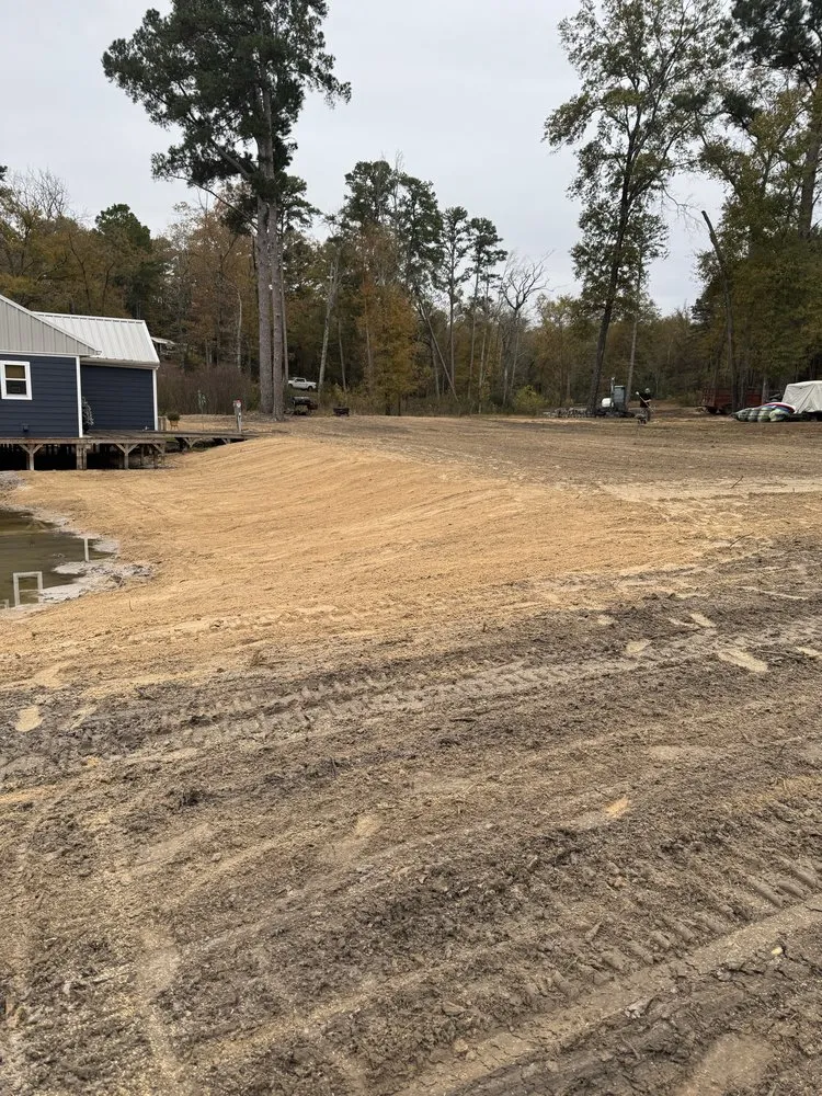 Custom outdoor landscaping experts serving Hawkins, TX - East Texas Earth