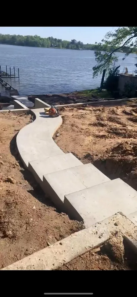 Custom yard maintenance for year-round maintenance in Sulphur Springs, TX by East Texas Landscaping