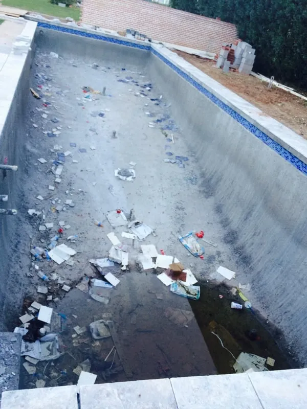 Affordable lawn mowing service experts serving Phoenix, AZ - East Valley Management