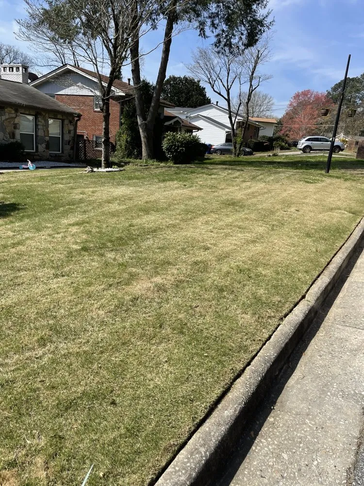 Professional yard maintenance in Douglasville, GA by Eastens Lawn Services