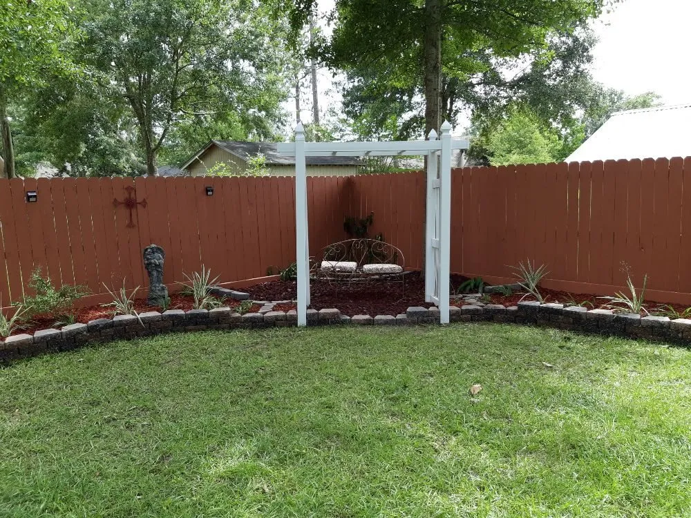 Top-rated yard cleanup service for year-round maintenance across Picayune, MS - Easterling Brothers