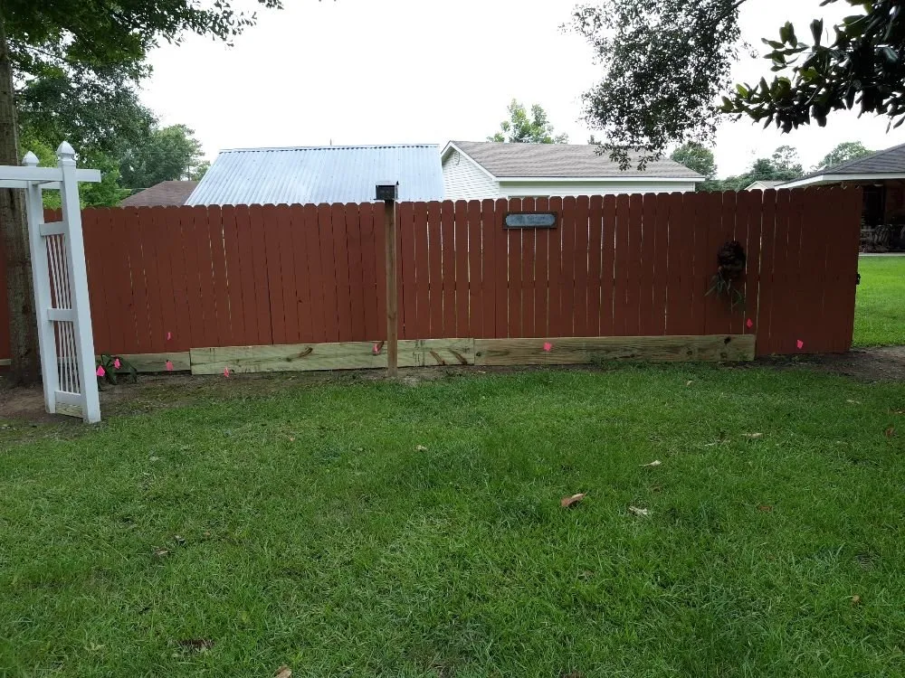 Expert lawn care service for year-round maintenance across Picayune, MS - Easterling Brothers