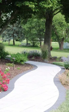 Expert yard maintenance in Muscatine, IA by Eastern Iowa Landscape and Snow Removal Services