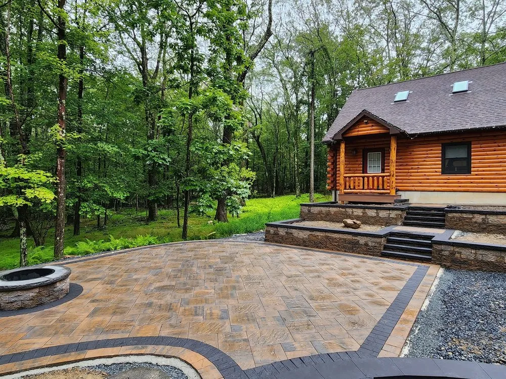 Expert landscaping services in Syracuse, NY by Eastern Landscaping