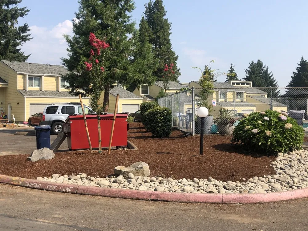 Custom landscape design in Salem, OR - Eastman Landscape maintenance