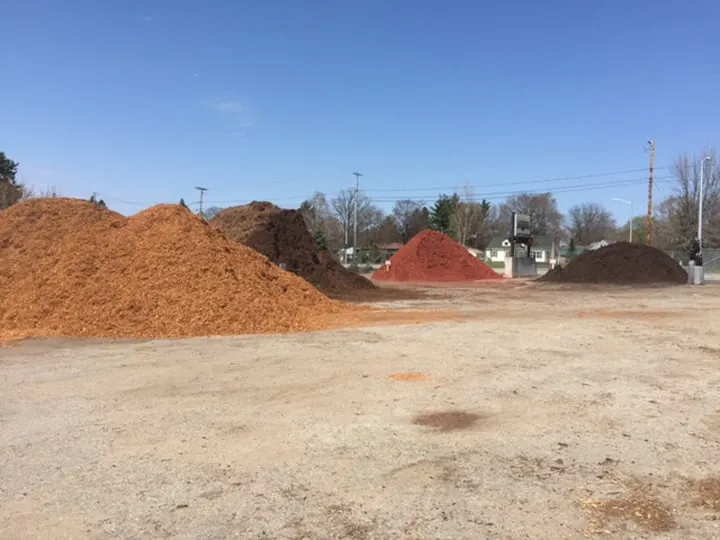 Reliable yard cleanup service experts serving West Bend, WI - Eastside Landscape Supplies