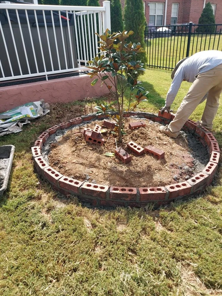 Reliable landscaping services for residential properties across Huntsville, AL - Eastview Landscaping