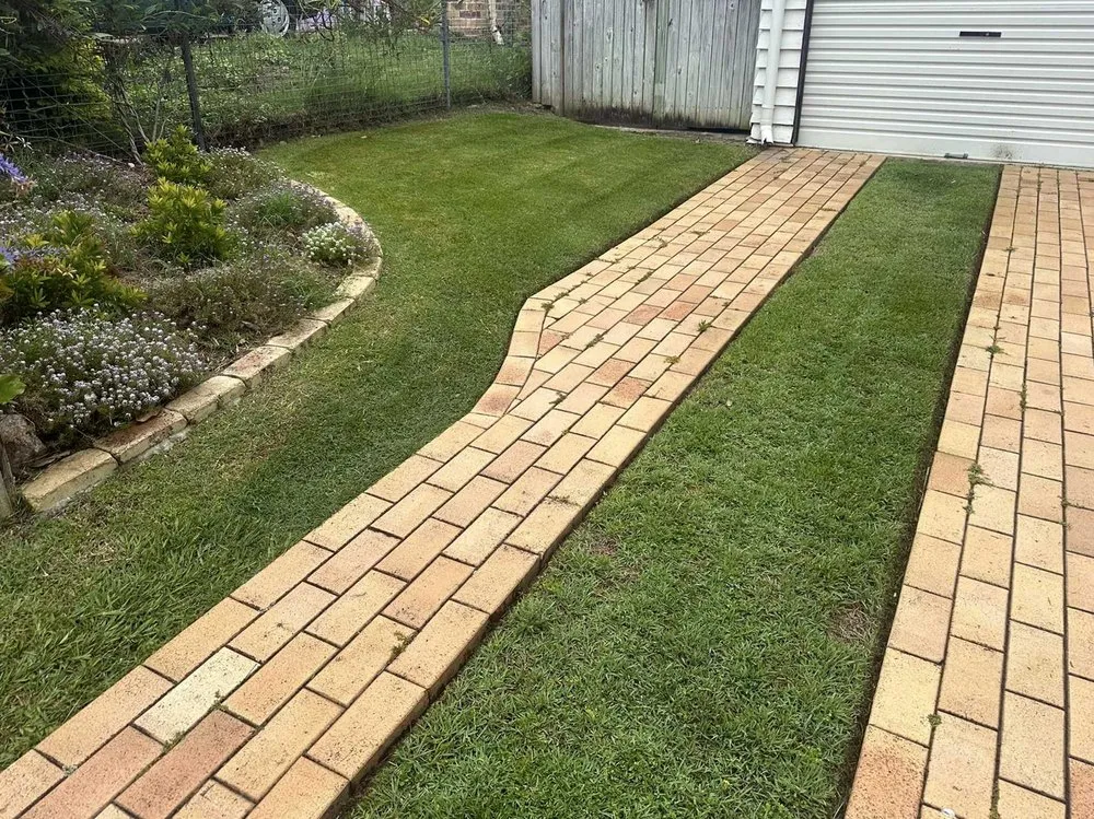 Expert yard maintenance in Philadelphia, PA by Eastwick Lawn Services