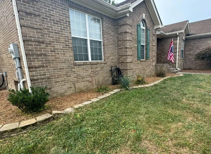 Top-rated landscape design in Louisville, KY by Eastwood Everything