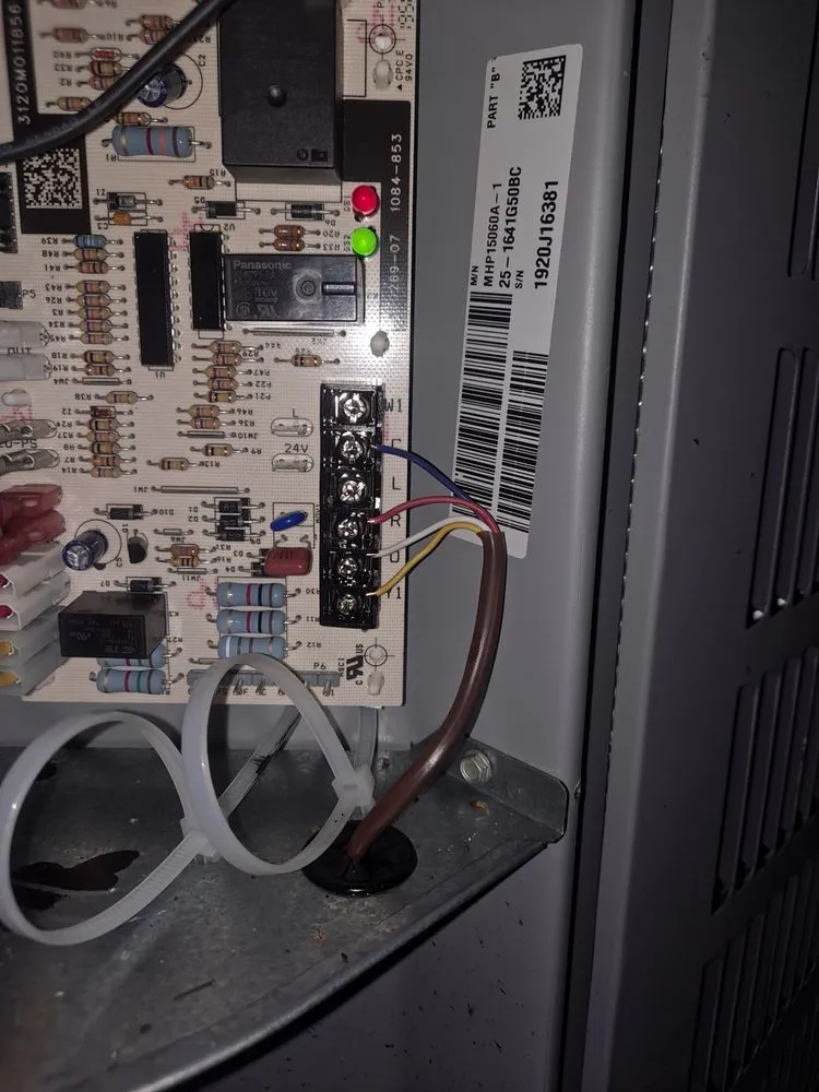 Professional garden landscaping experts serving Columbia City, IN - Eastwood Services