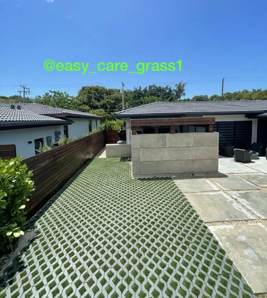 Expert yard cleanup service experts serving Hialeah, FL - Easy Care Grass