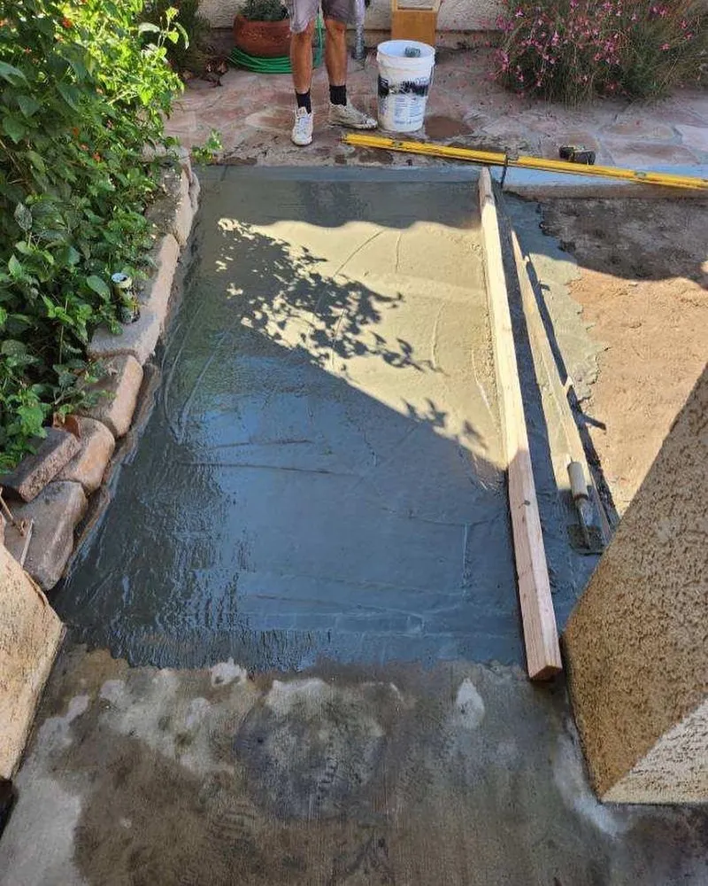 Reliable lawn care service for residential properties across Apple Valley, CA - Easy Clean Up and Landscaping