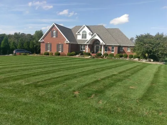 Easy Go Lawn Care Logo