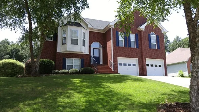 Expert landscaping services with custom design in Lawrenceville, GA by Easy Green Landscaping & Design